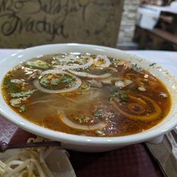 LA Crawfish - Spicy beef pho