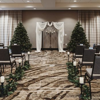 SpringHill Suites by Marriott Bend - Christmas wedding at Springhill suites - Hotels Near Me - Bend, Oregon SpringHill Suites by Marriott Bend - Christmas wedding at Springhill suites - Hotels Near Me - Bend, Oregon