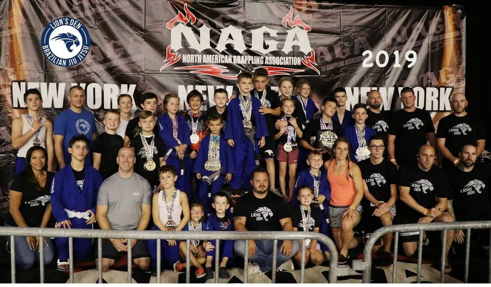 Boxing Rensellier LIONS DEN MARTIAL ARTS AND FITNESS - Updated June 2026 - 11 Photos ...