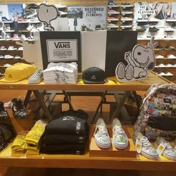 vans outlet tustin