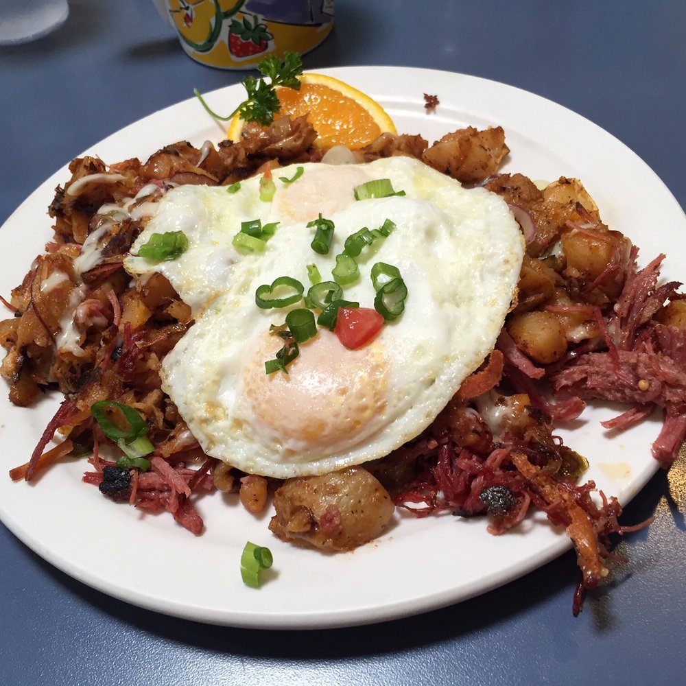 Beach Break Cafe - Corned beef hash - Breakfast & Brunch Near Me - Oceanside, California