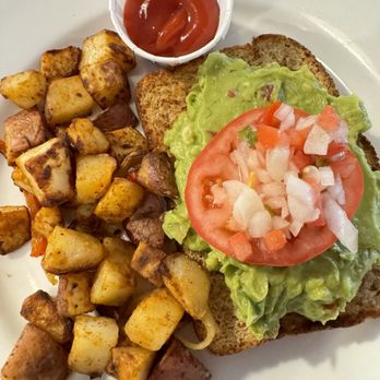 Daly Diner - Avocado toast - Breakfast & Brunch Near Me - Snowmass Village, Colorado Daly Diner - Avocado toast - Breakfast & Brunch Near Me - Snowmass Village, Colorado