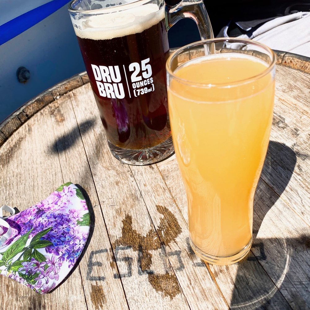 Squatch Box - Food Trucks Near Me - Snoqualmie Pass, Washington