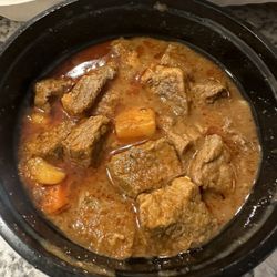 Kiosko Latino - Carne Guisada Combo