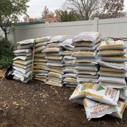 Simply Chores - Top quality Canadian Mulch