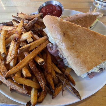 The Haul - Cuban Sandwich - New American Near Me - Grants Pass, Oregon