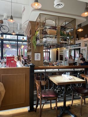Maxine's Cafe & Bar by null