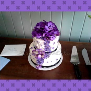 BestBakes! Bakery - Wedding Cake! - Desserts Near Me