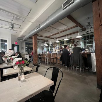 Westville Dumbo - Ambience - Comfort Food Near Me - Brooklyn, New York Westville Dumbo - Ambience - Comfort Food Near Me - Brooklyn, New York
