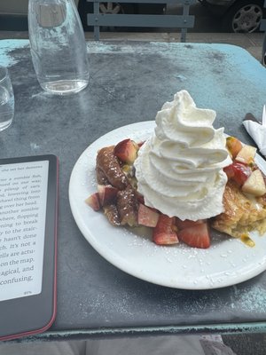 Strada Café by null