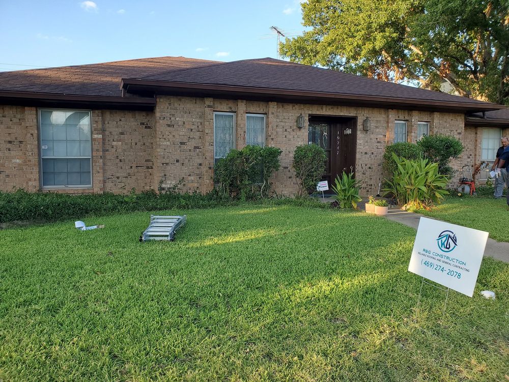 Slide of R&G Construction