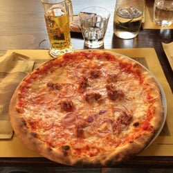 La Mangiatoia - Pizza "Rustica"