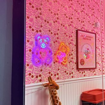 Jazzberry Scoops - Ice Cream & Frozen Yogurt Near Me - Fort Lauderdale, Florida