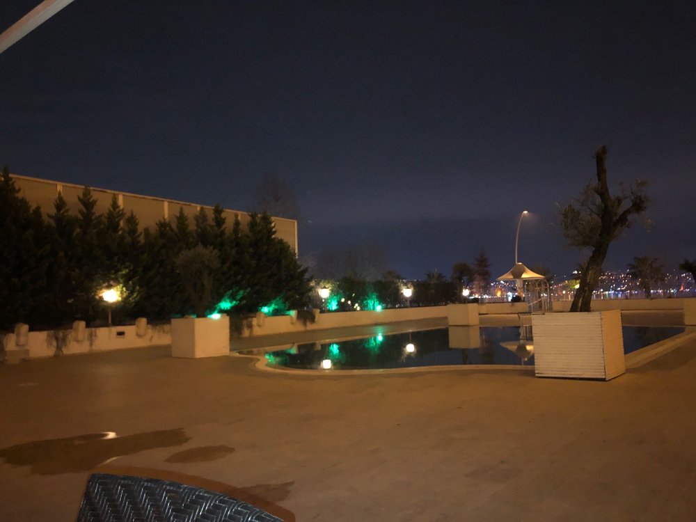 Wellborn Luxury Hotel