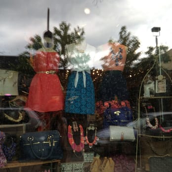 Francesca's Collections - Window display - Women's Clothing Near Me - Naperville, Illinois
