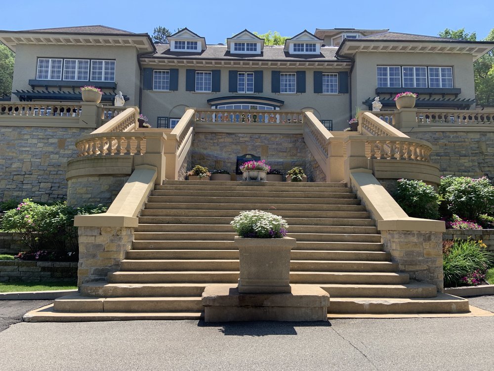 Mayowood Mansion, Rochester Roadtrippers
