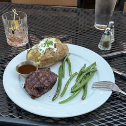 Filet, loaded potato and green beans.