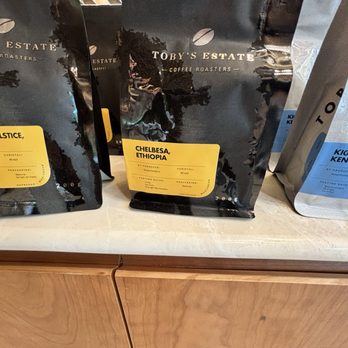 Toby's Estate - Cafes Near Me - New York, New York