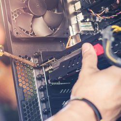 Computers Repair Plus Electronics - We fix computers and cell phone. Nest computer repair shop Lakewood ranch