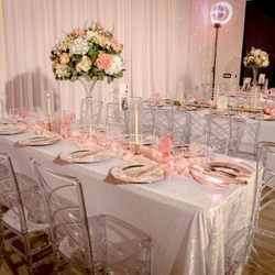 Luxuriouz Roomz Venue