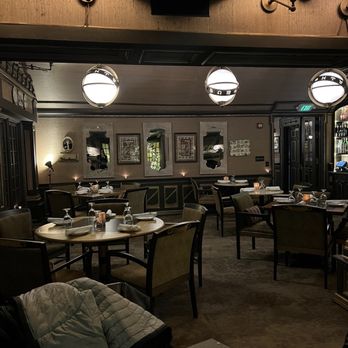 Peerce’s - inside - Indian Near Me - Phoenix, Maryland