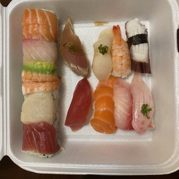Oshima Sushi - A 8 Pieces Sushi and 8 Pieces Rainbow Roll Combo - Sushi Bars Near Me - Everett, Washington