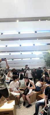 Apple Store Piazza Liberty by null