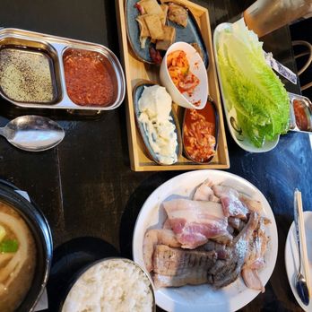 Grammy Karaoke Korean BBQ - a variety of food items - Karaoke Near Me - Virginia Beach, Virginia Grammy Karaoke Korean BBQ - a variety of food items - Karaoke Near Me - Virginia Beach, Virginia