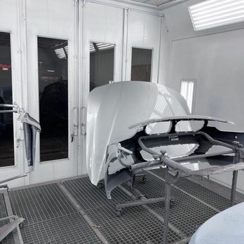 Sunny's Auto Center - Spray Booth 2 - Auto Repair Near Me - Brockton, Massachusetts