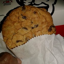 KFC - KFC Chocolate chip cookie