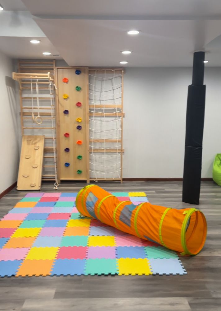 Silveira Behavior Consultants - child therapist in Chicago, IL