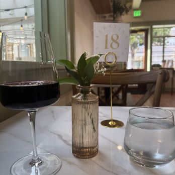 Veratina - Vino and H20 - Italian Near Me - Savannah, Georgia