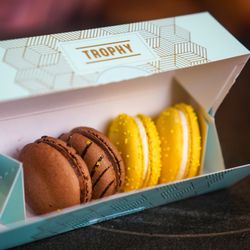 Trophy Cupcakes and Party - Macarons - IG: @nelson_eats