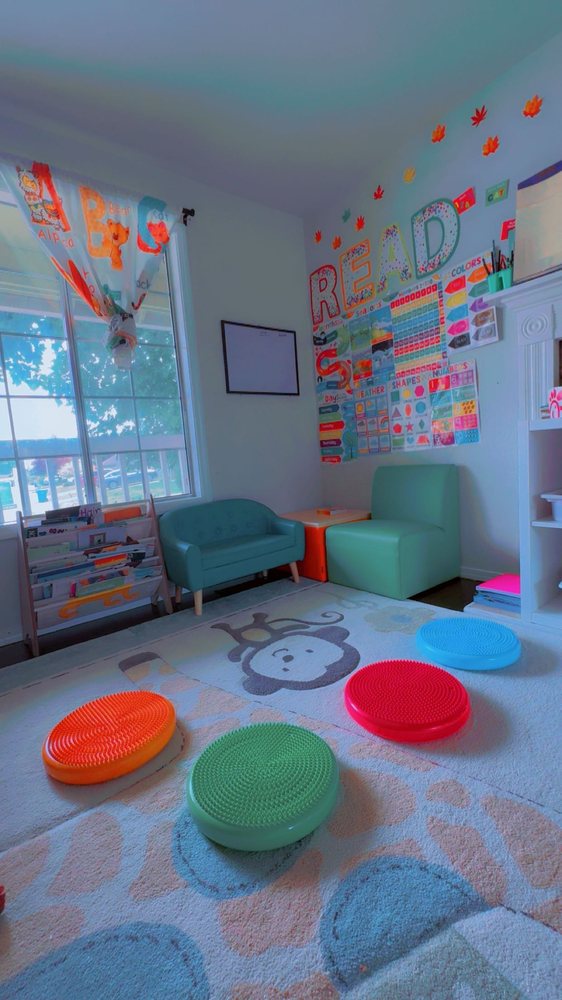 Universal Daycare - childcare center in Kent, WA