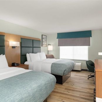 Wingate by Wyndham Mansfield OH - Guest room - Hotels Near Me - Mansfield, Ohio Wingate by Wyndham Mansfield OH - Guest room - Hotels Near Me - Mansfield, Ohio