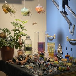 Custom work and small pieces that one can try and create with Jon's help