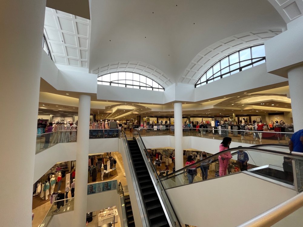 DILLARD’S Updated October 2024 43 Photos & 13 Reviews 150 Four Seasons Town Ctr