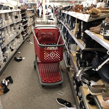 Target - Department Stores Near Me - Lombard, Illinois