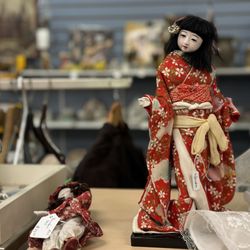 Old Strathcona Antique Mall