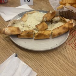 Cheese pide