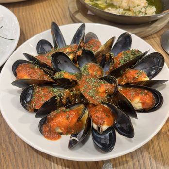 La Barra at Mercado Little Spain - Mussels - Spanish Near Me - New York, New York La Barra at Mercado Little Spain - Mussels - Spanish Near Me - New York, New York