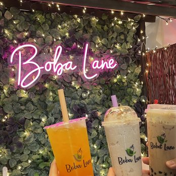 Boba Lane - Mango Flavored Tea w. Dolphin-shaped Topping, Horchata Drive, Cremé Brûlée - Bubble Tea Near Me - Rocklin, California