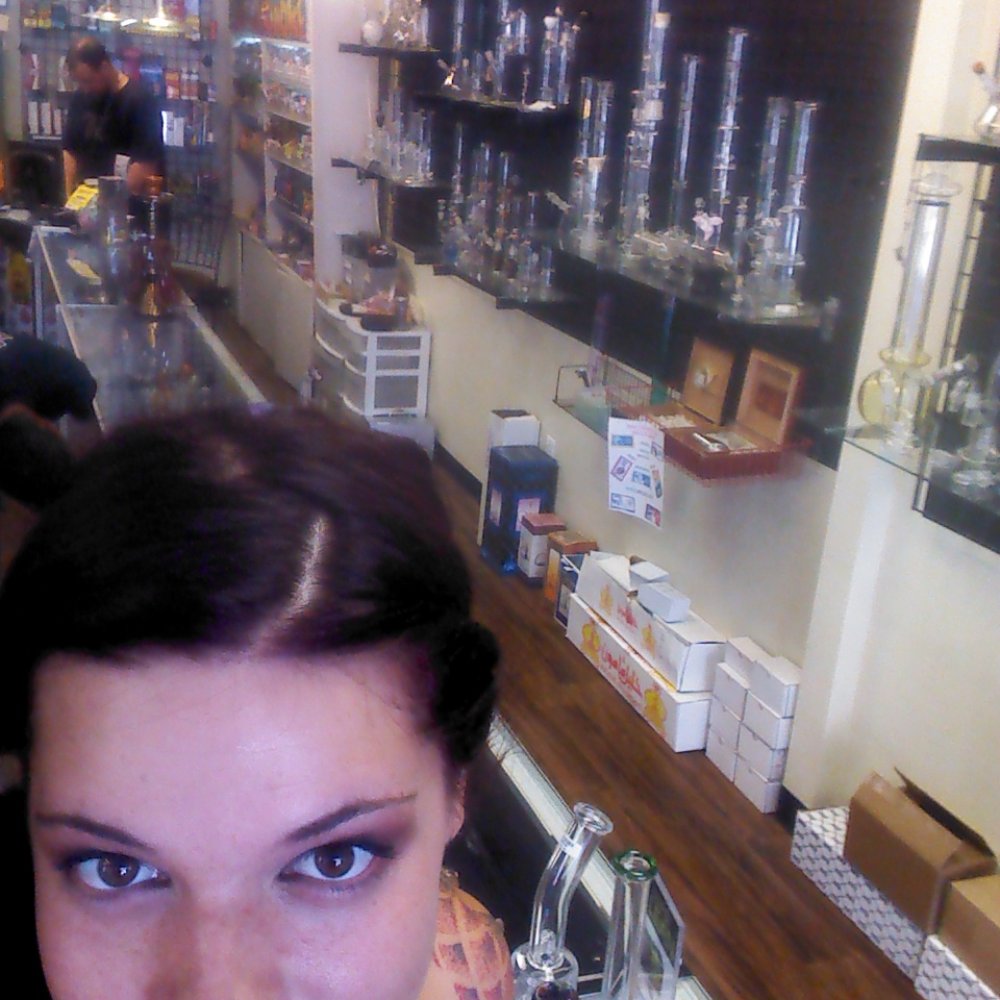Tons of water pipes!!!!! Tons of water pipes!!!!!