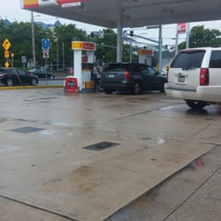 Bridge Shell - Gas station has air pump too