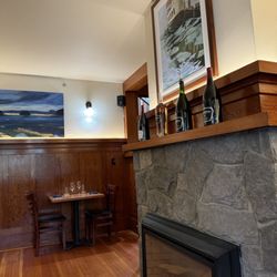 Unsworth Vineyards - Interior