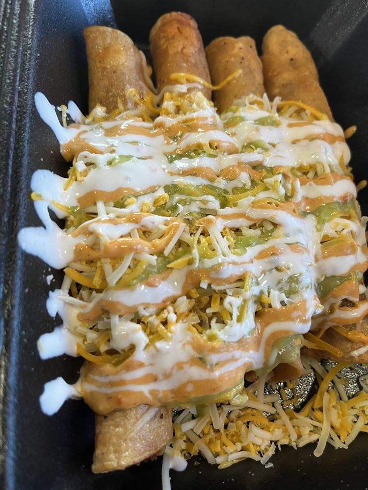 ROLL EM UP TAQUITOS Updated August 2024 33 Photos & 17 Reviews