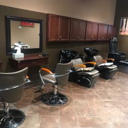 Mahboob Salon & Spa - Full service salon at the Naperville location.