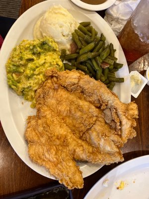 Kelley's Country Cookin' {Meadows Place} by null