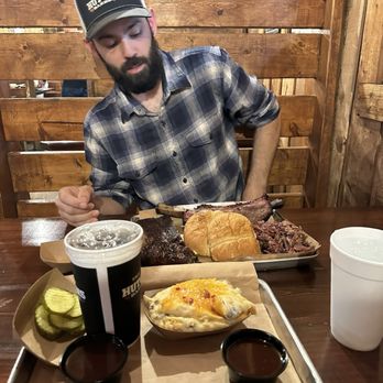 Hutchins BBQ - Barbeque Near Me - McKinney, Texas