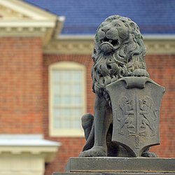 Mount Clare Museum House - Mount Clare museum sculpture